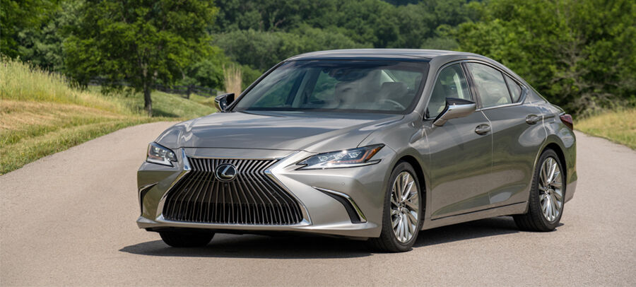 The Weekly Driver: ...do it full-tilt with the Navigation/Mark Levinson Premium Audio Package. It’s not only an integrated sound system, but the stereo is among the industry’s best.